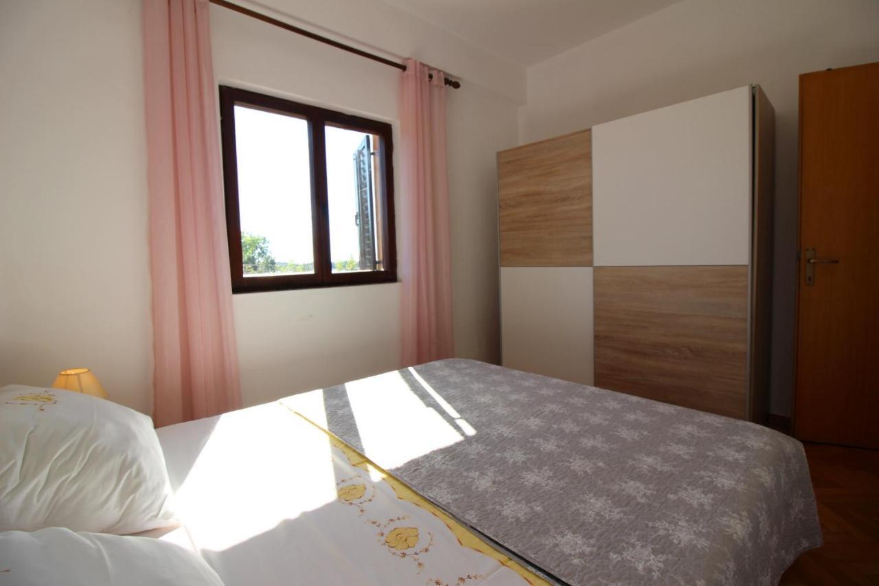 Apartment Liliana Near Beach Poreč Exteriör bild