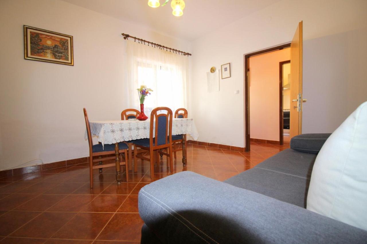 Apartment Liliana Near Beach Poreč Exteriör bild