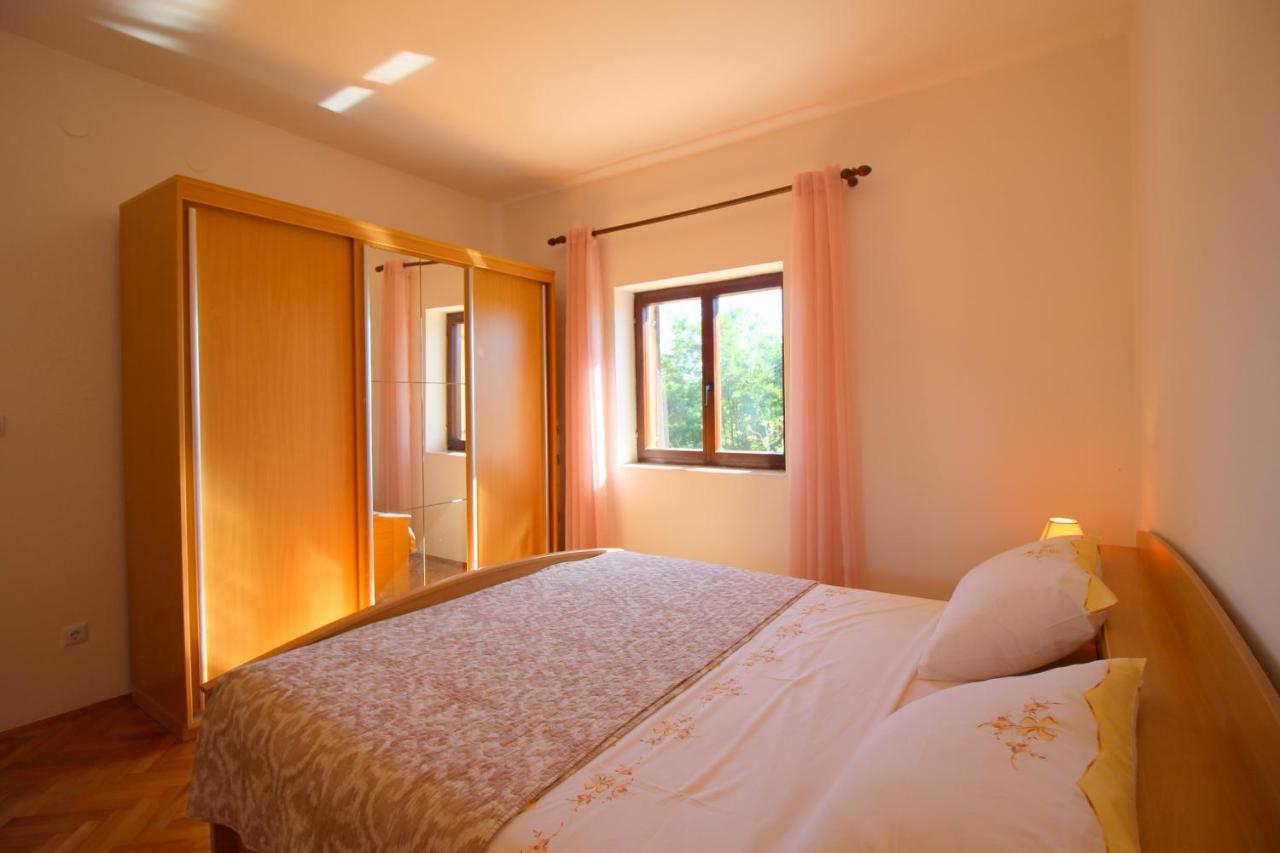 Apartment Liliana Near Beach Poreč Exteriör bild
